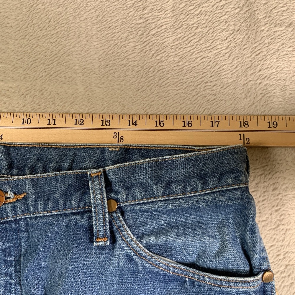 Vintage Wrangler 13MWZ Jeans Mens 38x36(36x36) Medium Wash Straight Made USA 90s - Picture 2 of 11